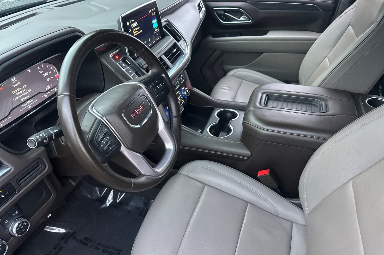 2023 GMC Yukon SLT
