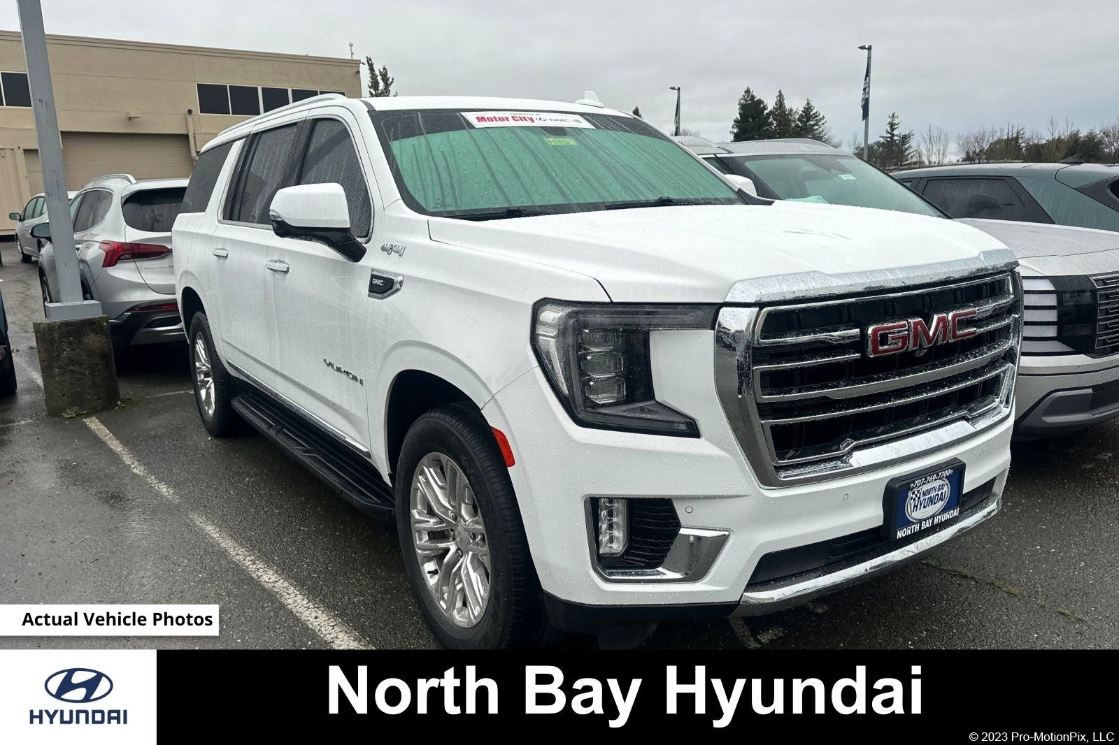 2022 GMC Yukon XL SLT