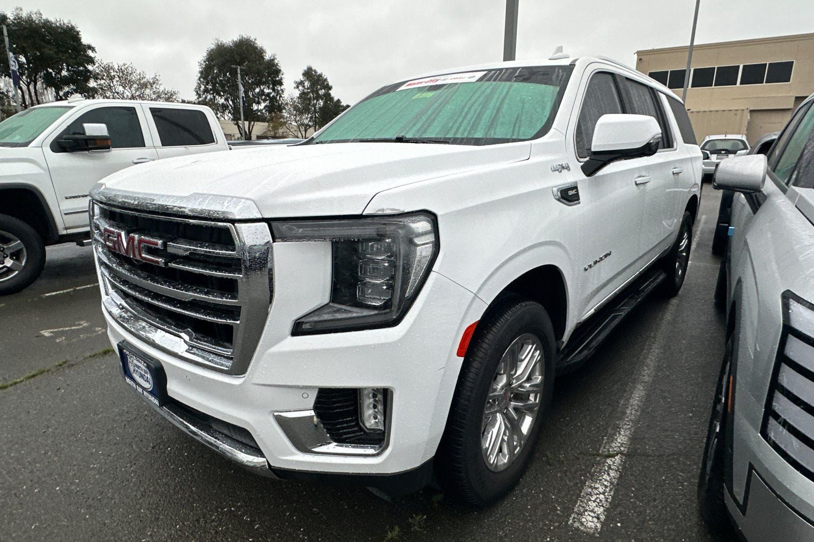 2022 GMC Yukon XL SLT