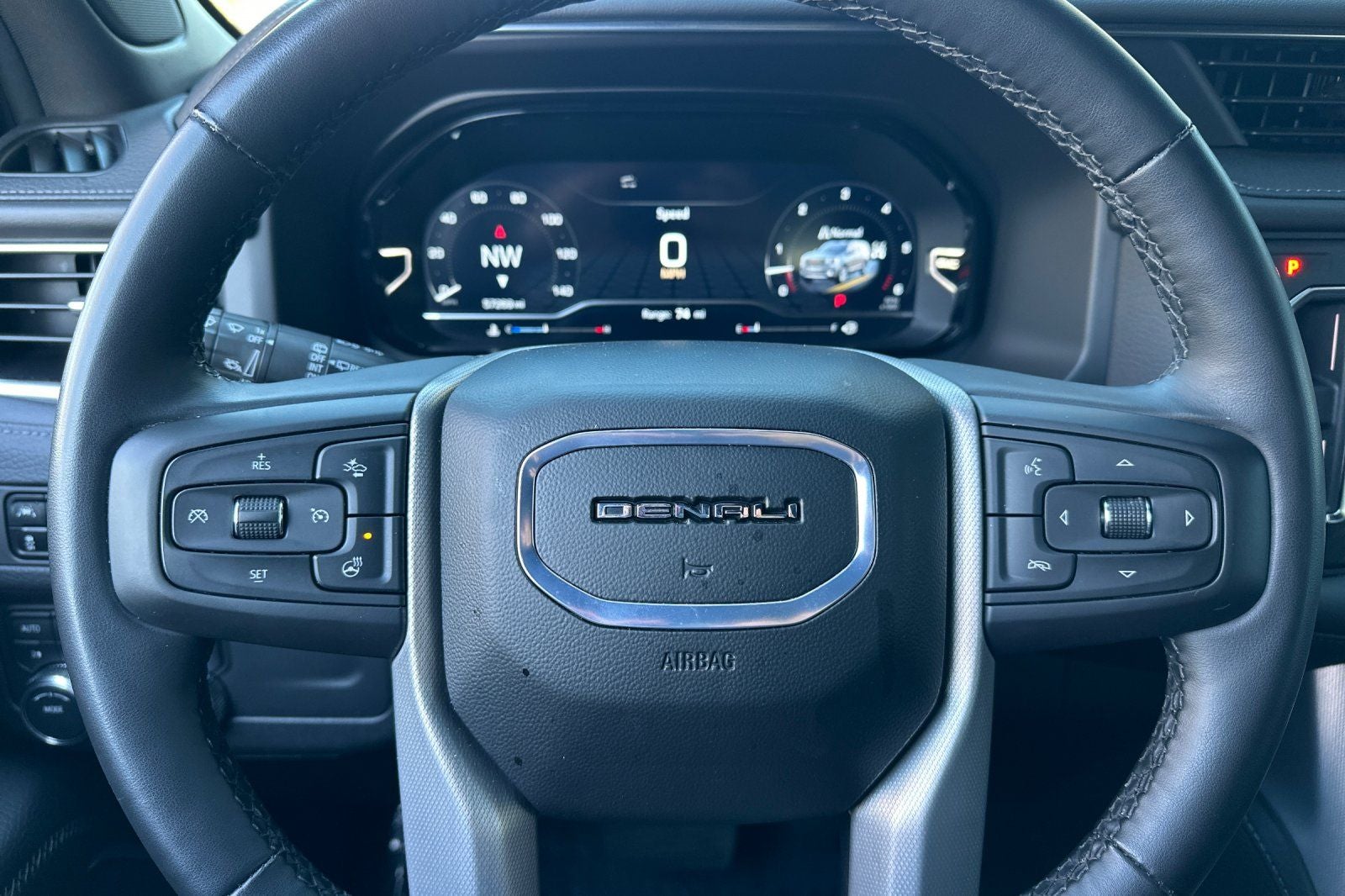 2024 GMC Yukon XL Denali