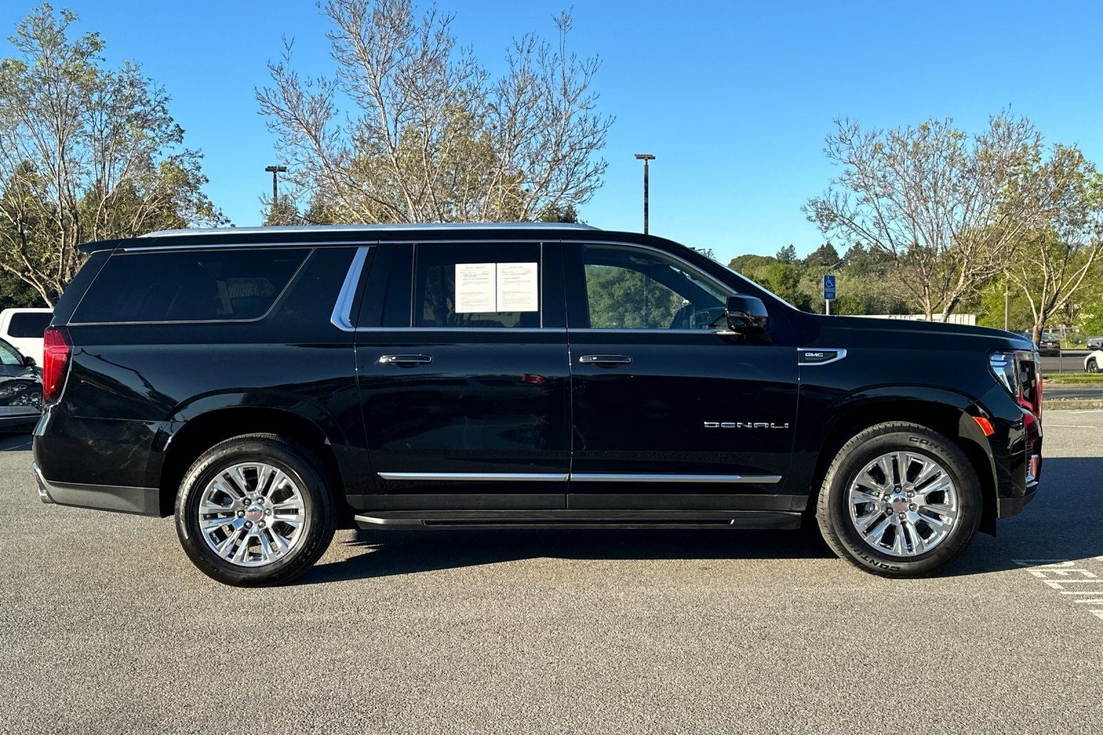 2024 GMC Yukon XL Denali