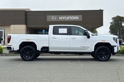 2024 GMC Sierra 2500HD AT4