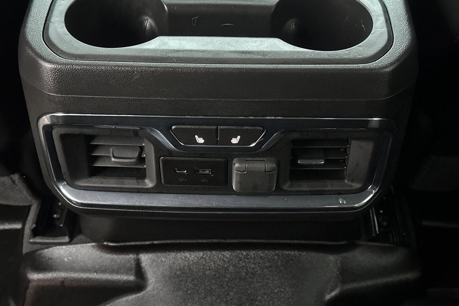 2023 GMC Sierra 2500HD Denali