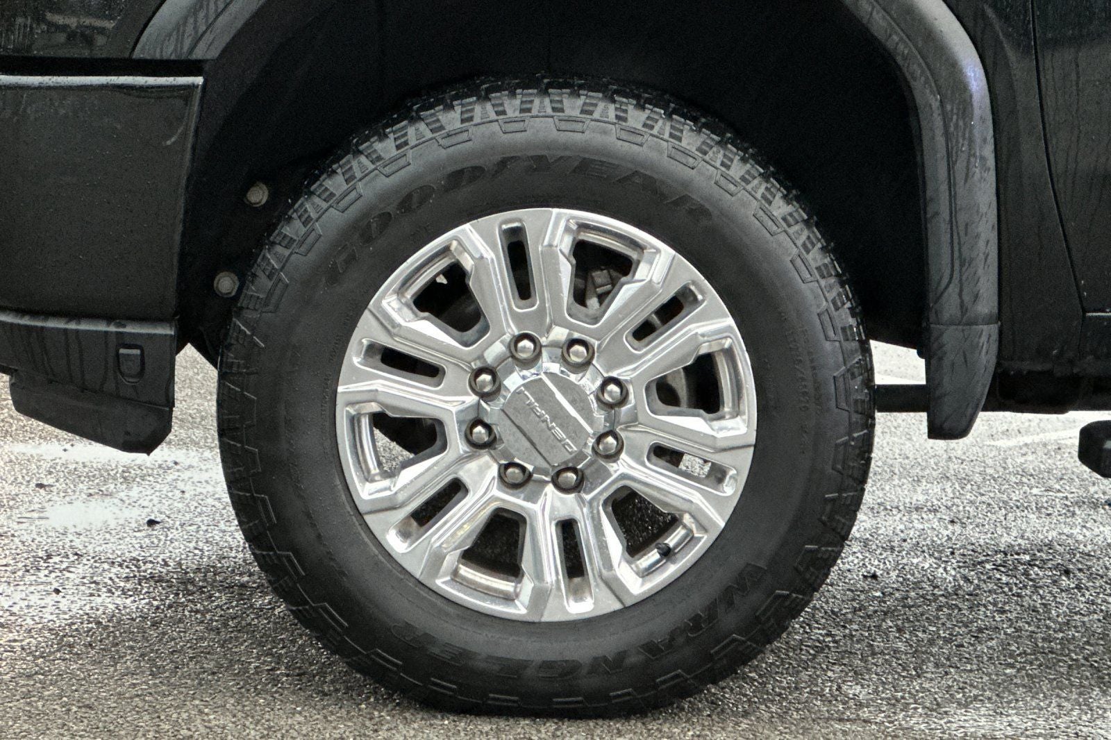 2023 GMC Sierra 2500HD Denali