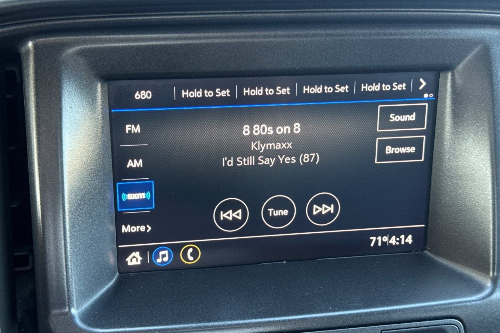 2022 GMC Canyon Elevation Standard