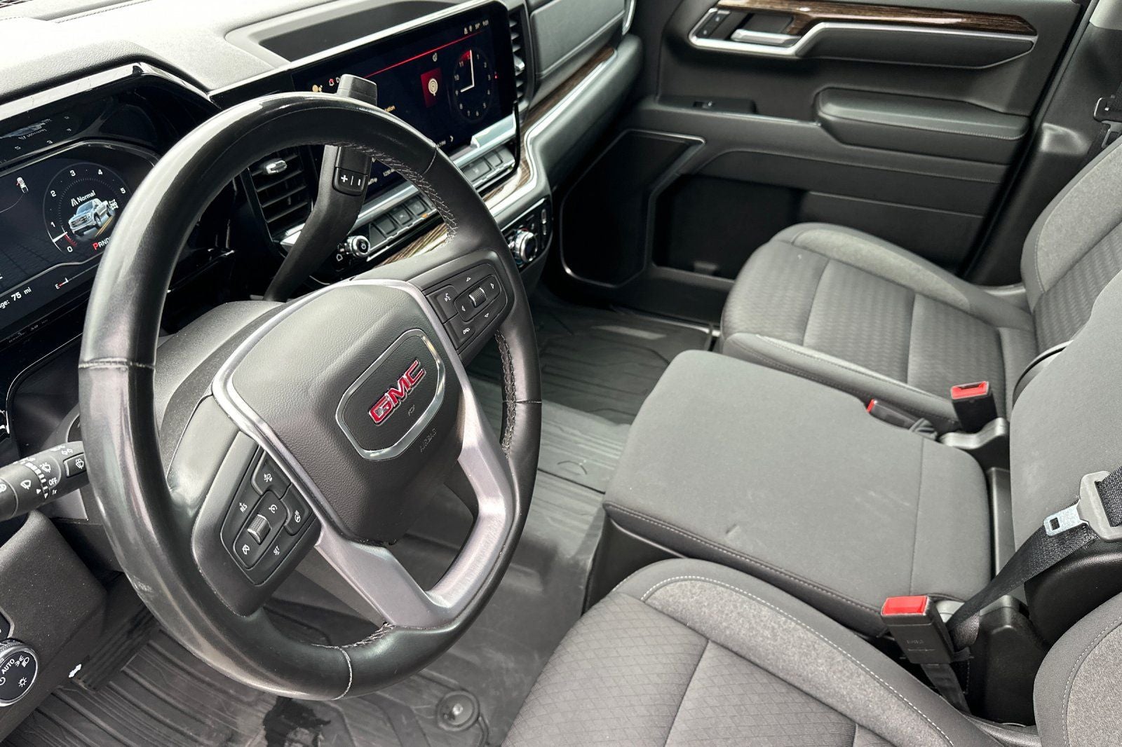 2023 GMC Sierra 1500 SLE