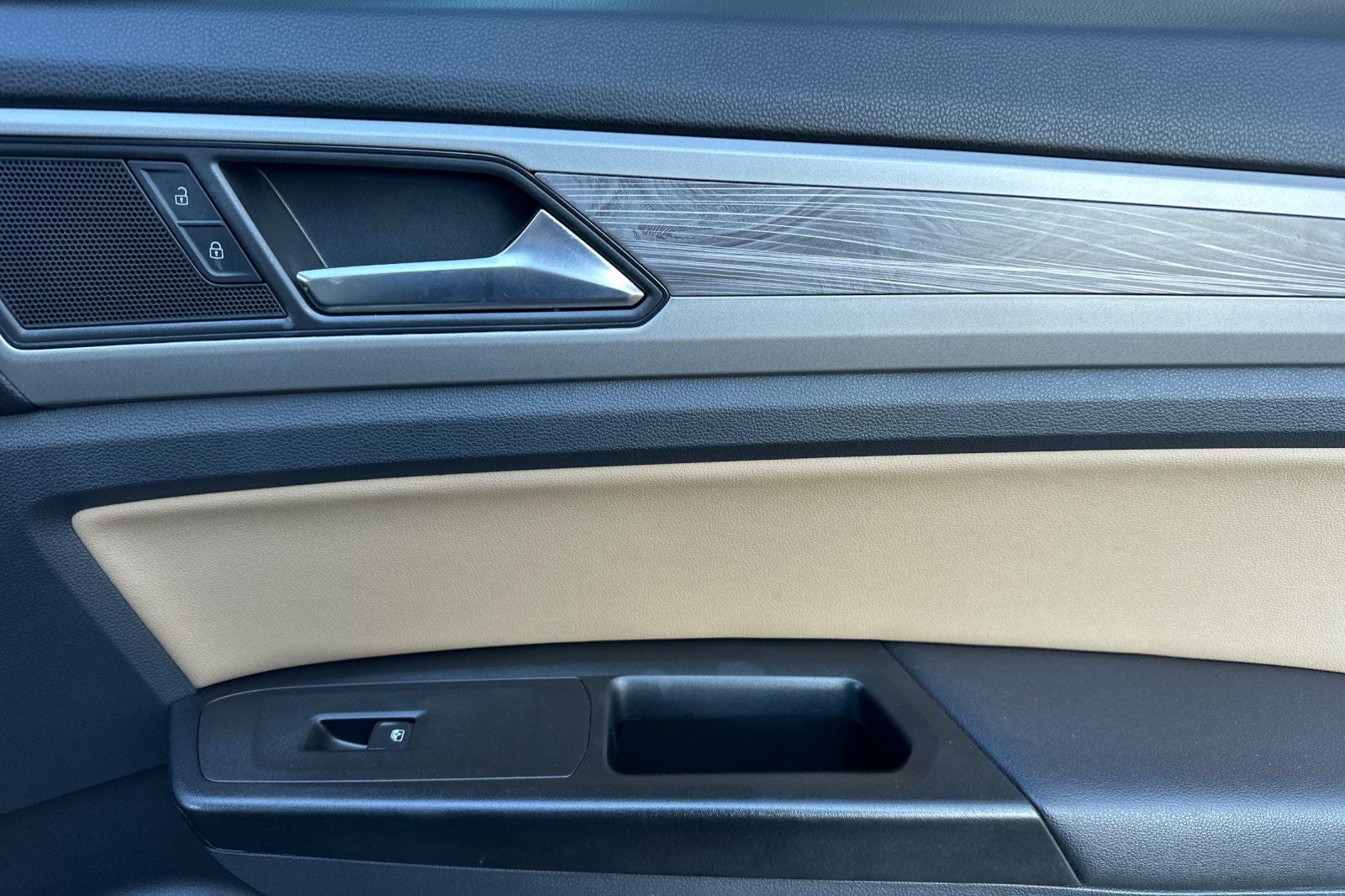 2020 Volkswagen Atlas Cross Sport 3.6L V6 SE w/Technology 4Motion