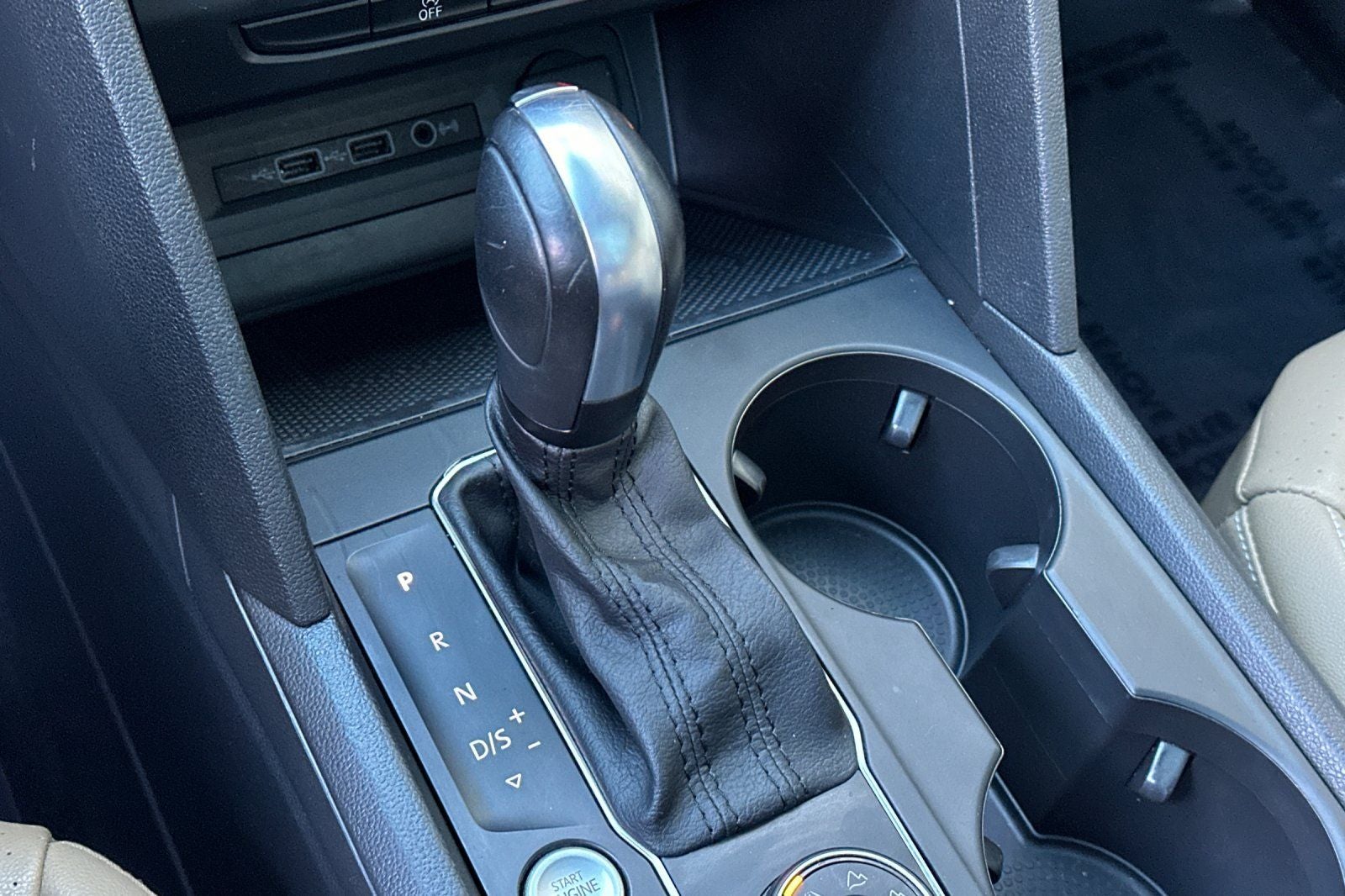 2020 Volkswagen Atlas Cross Sport 3.6L V6 SE w/Technology 4Motion