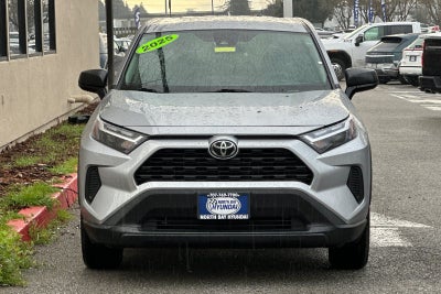 2025 Toyota RAV4 LE