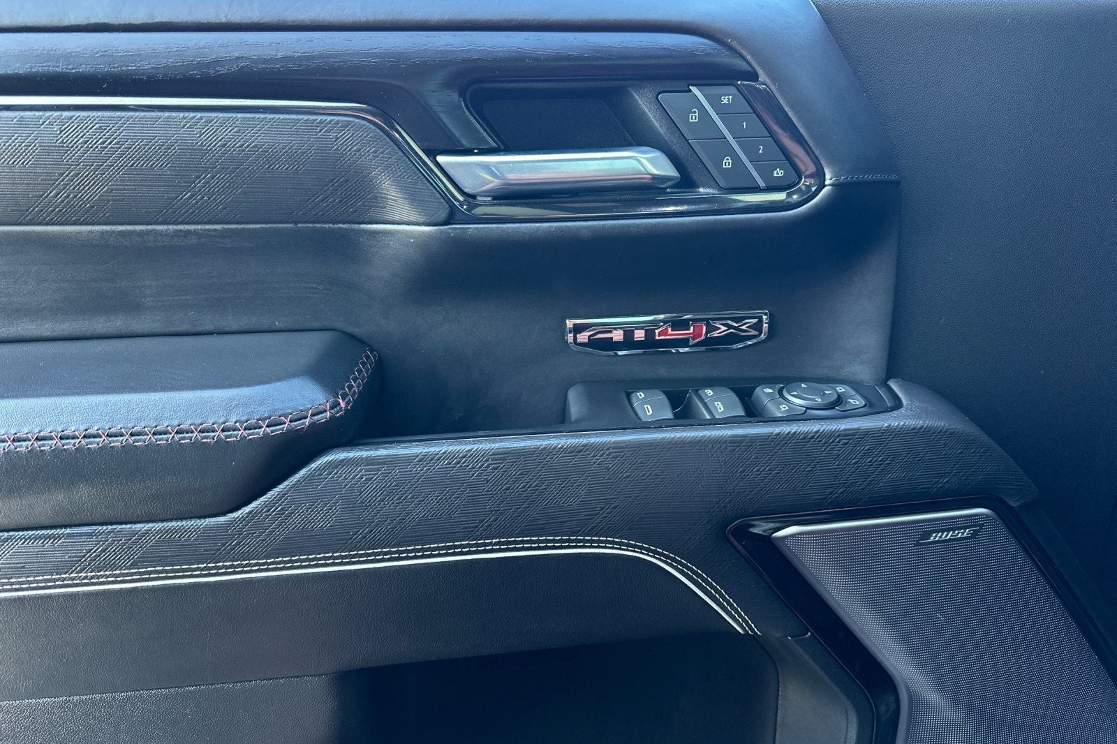 2022 GMC Sierra 1500 AT4X - Photo 11