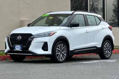 2023 Nissan Kicks SR