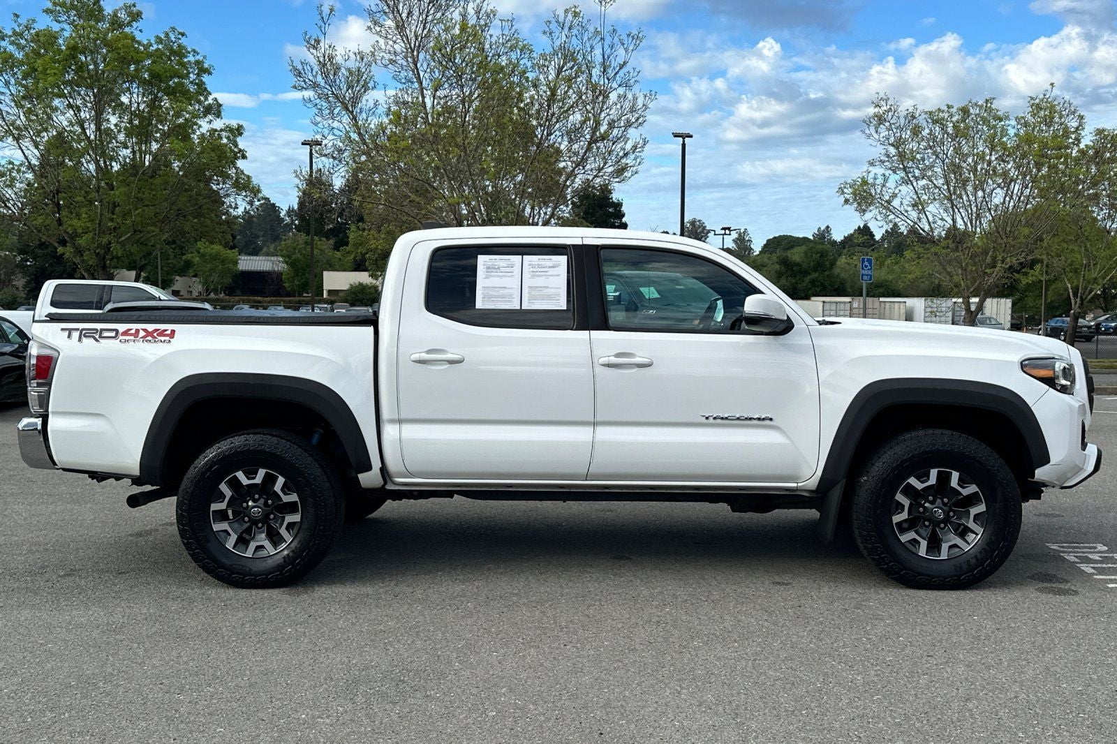 2023 Toyota Tacoma TRD Off-Road V6