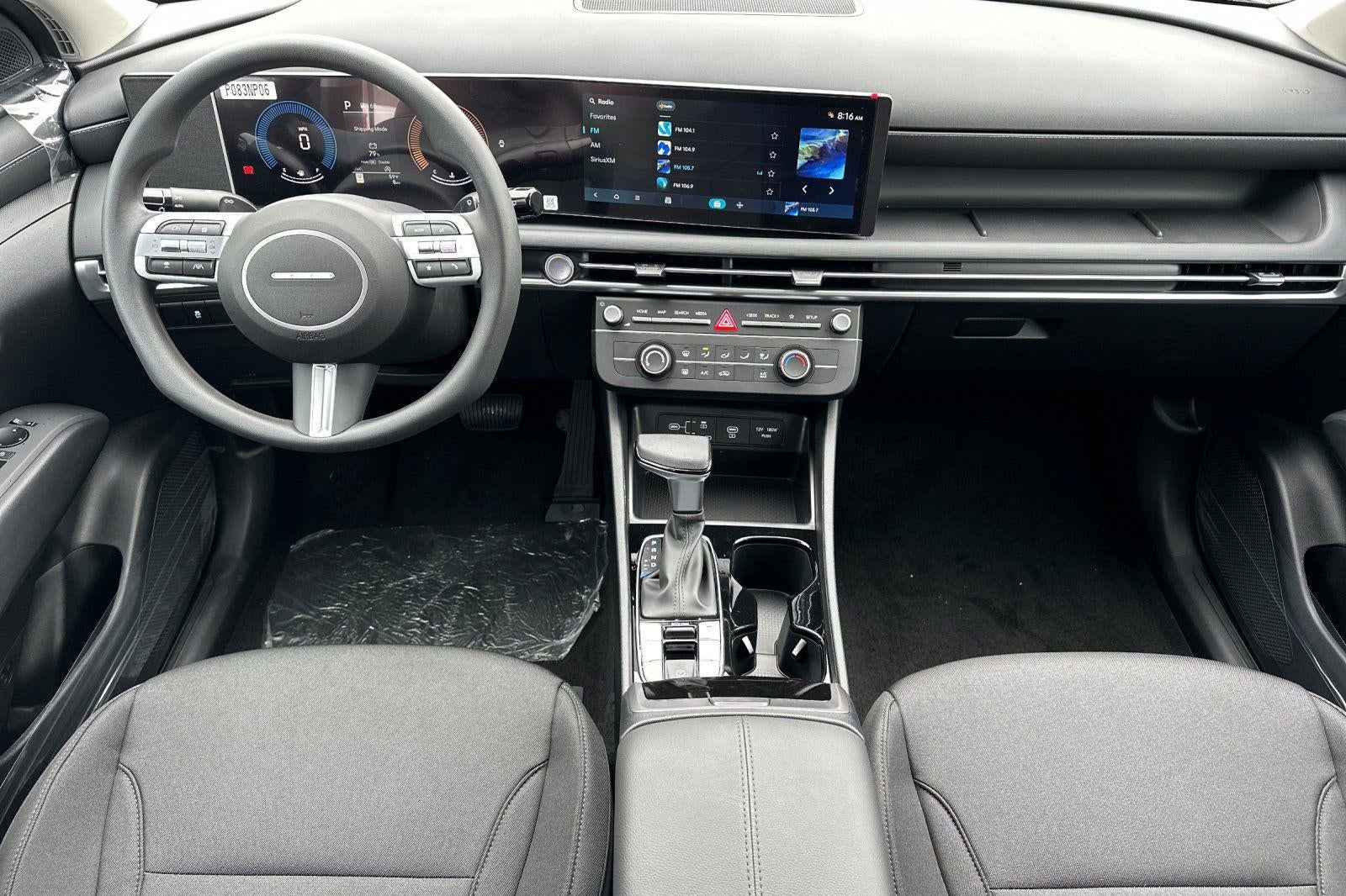 2026 Hyundai TUCSON SE FWD