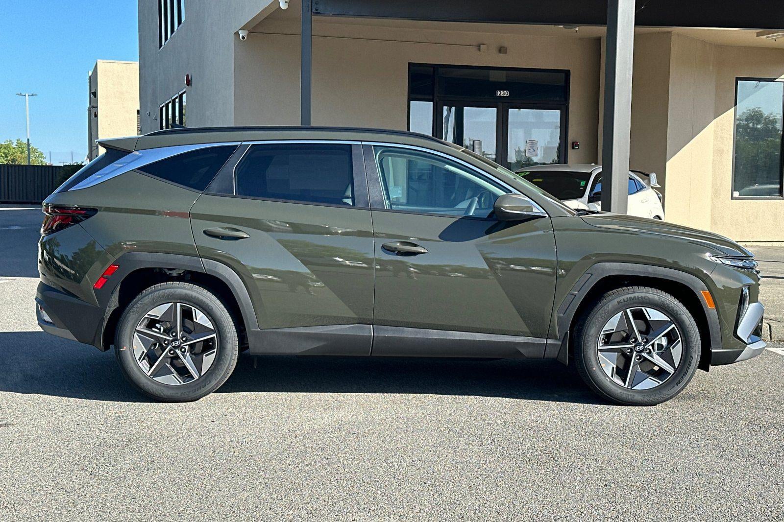 2026 Hyundai TUCSON SEL FWD