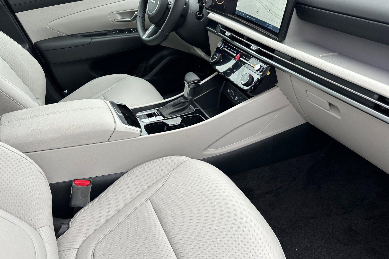 2026 Hyundai TUCSON SEL Premium FWD