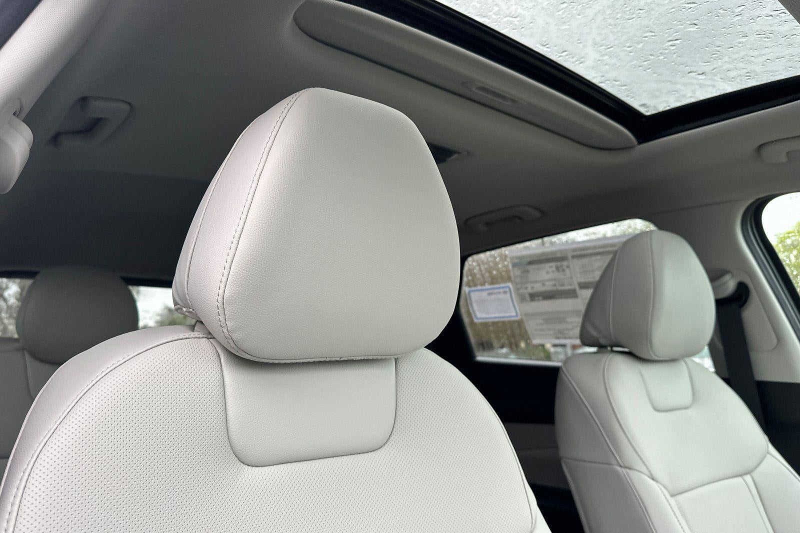 2026 Hyundai TUCSON SEL Premium FWD