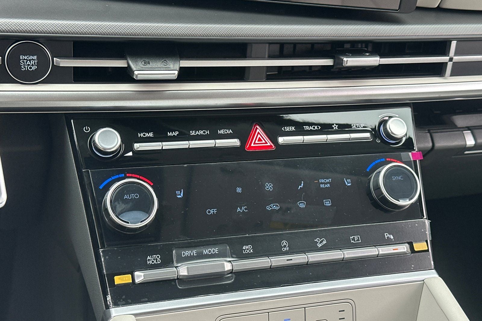 2026 Hyundai SANTA FE SEL