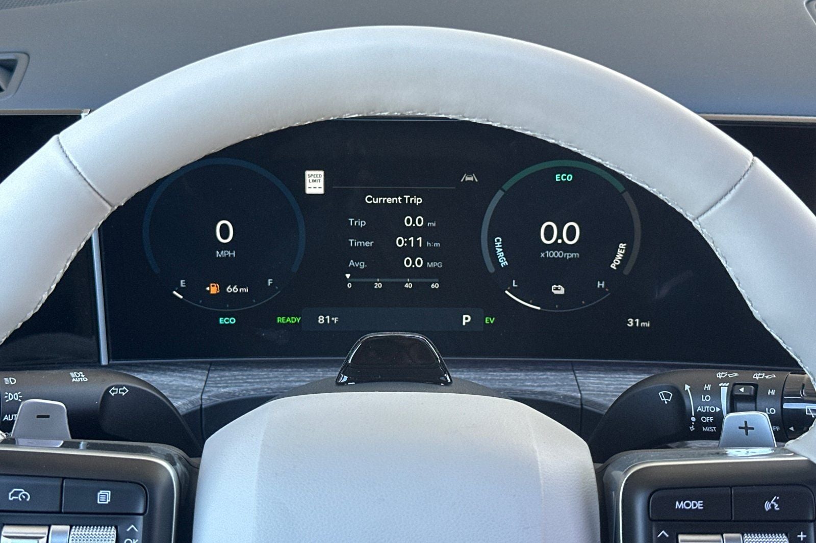 2025 Hyundai SANTA FE HYBRID Limited