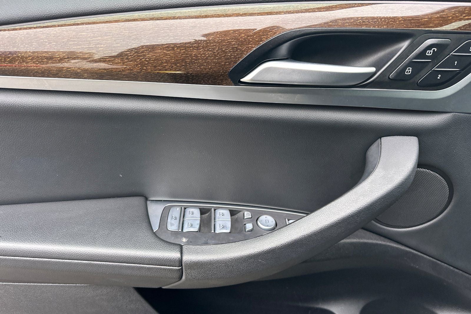 2023 BMW X4 xDrive30i