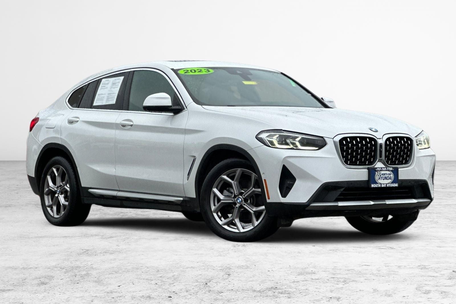 2023 BMW X4 xDrive30i