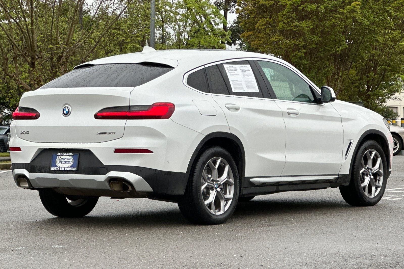 2023 BMW X4 xDrive30i