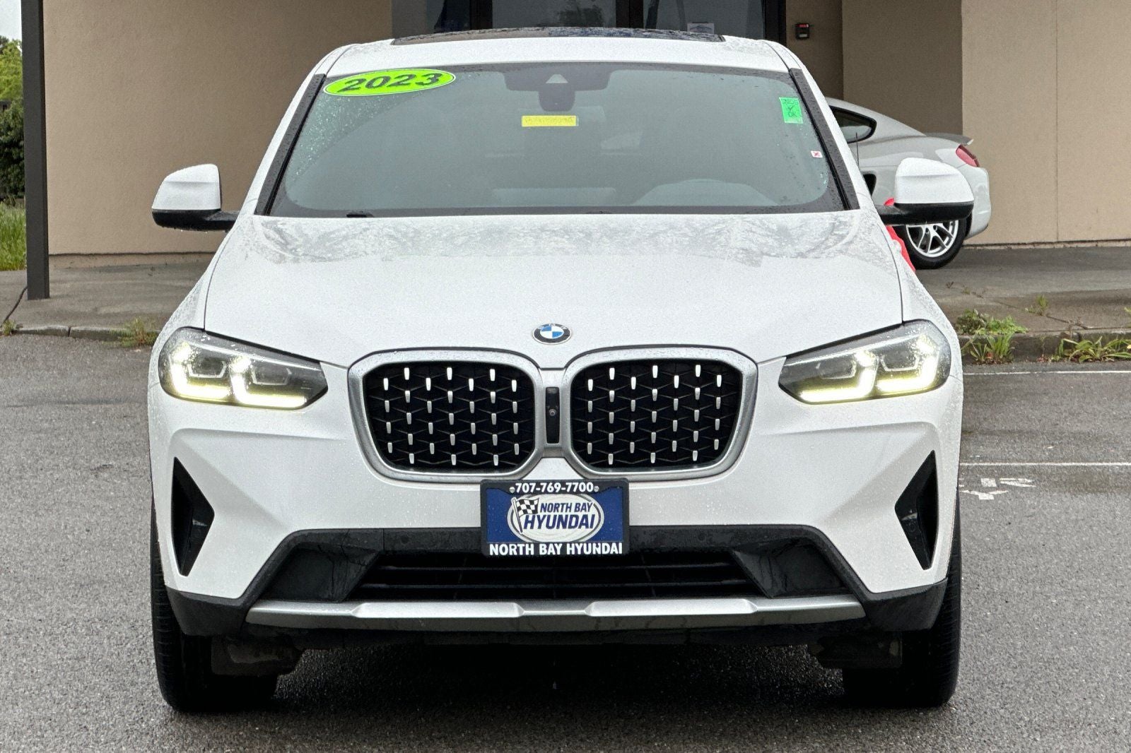 2023 BMW X4 xDrive30i