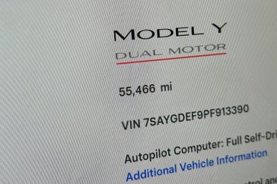 2023 Tesla Model Y Performance