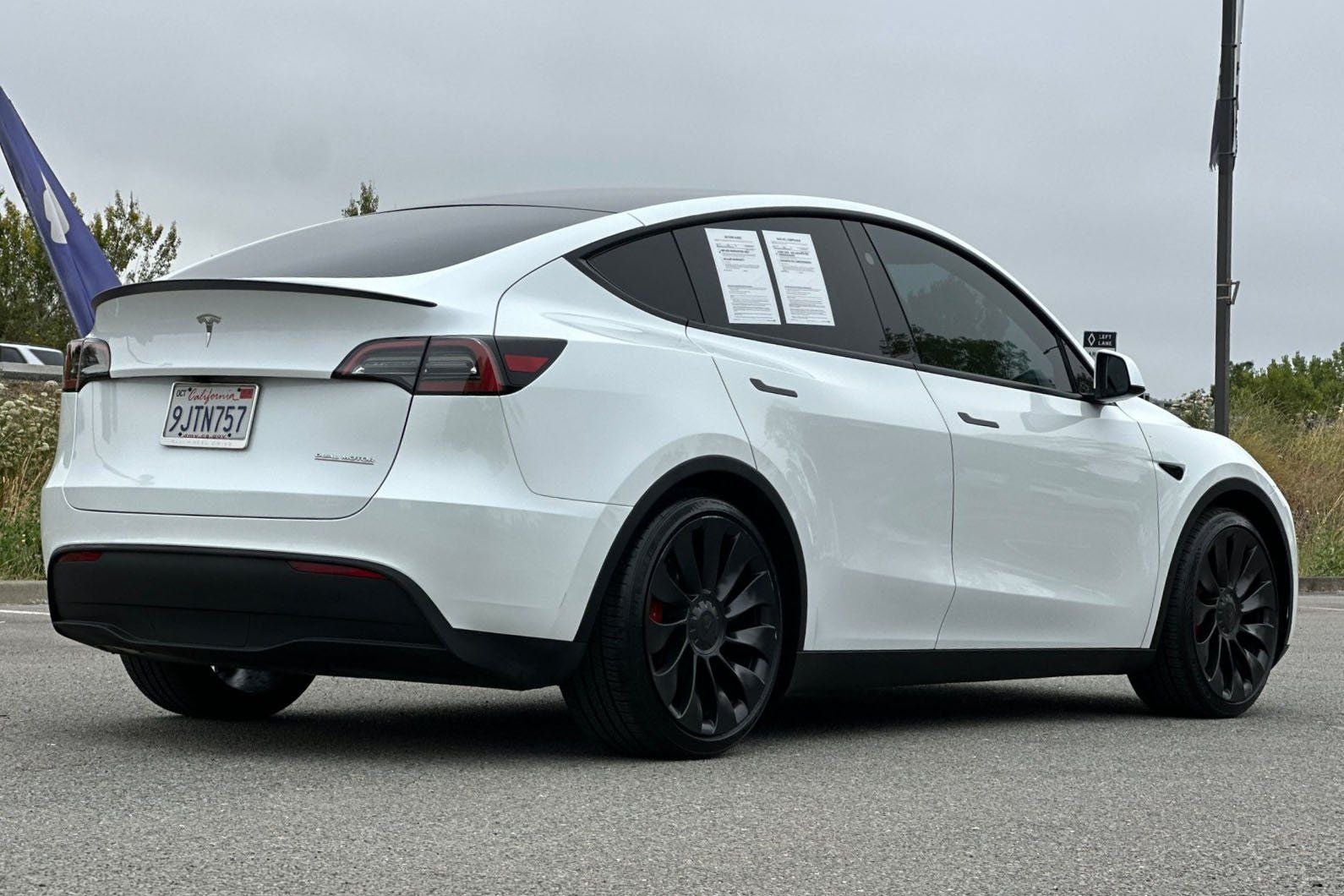 2023 Tesla Model Y Performance