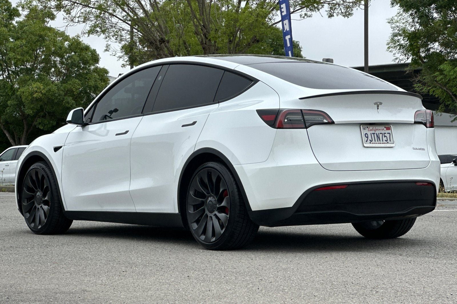 2023 Tesla Model Y Performance