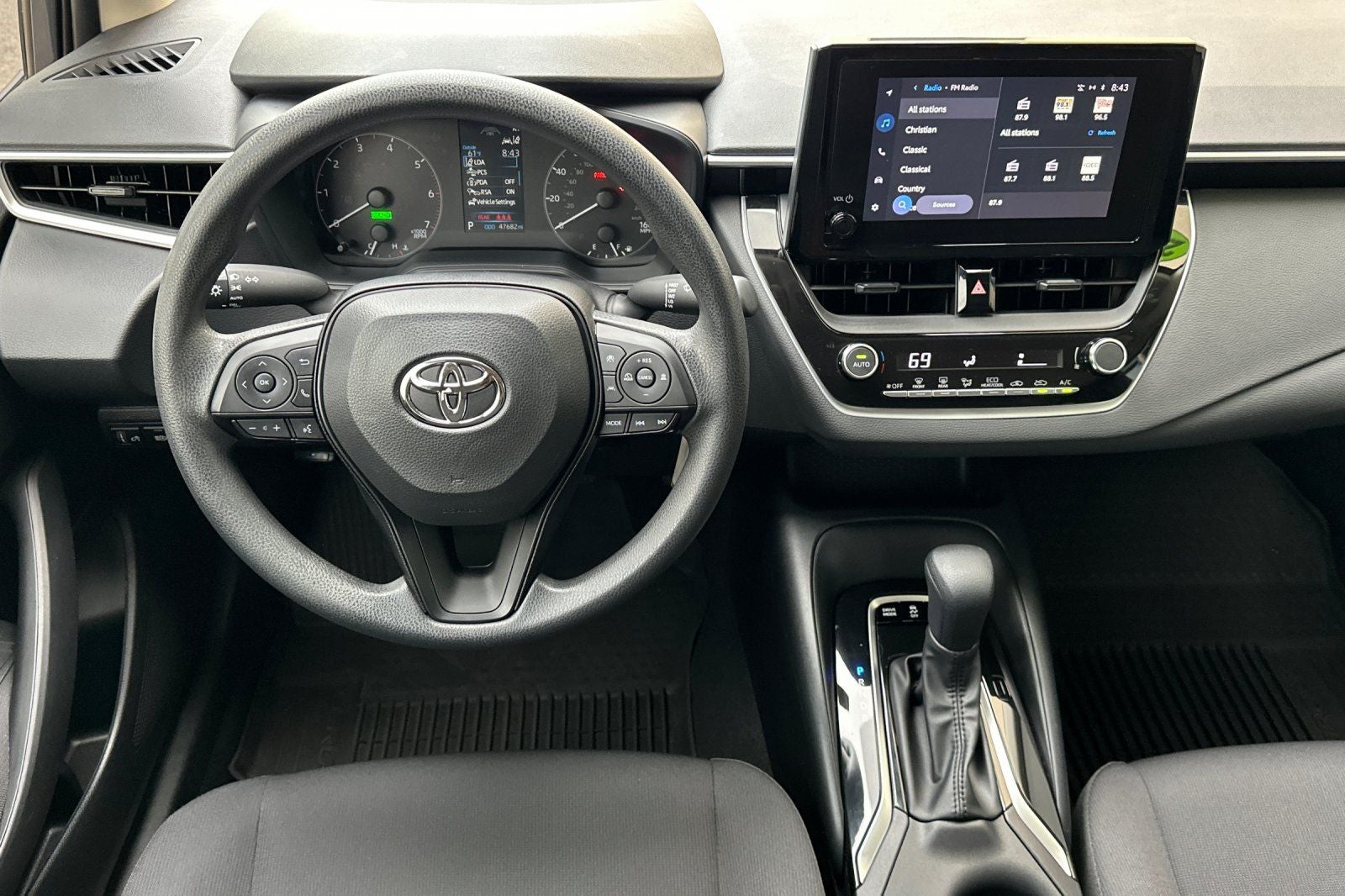 2023 Toyota Corolla Hybrid LE
