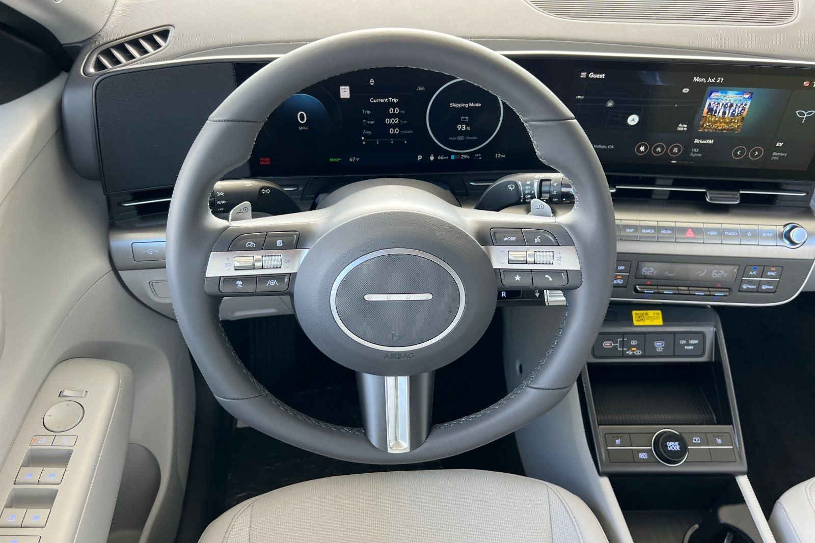 2025 Hyundai KONA ELECTRIC SEL