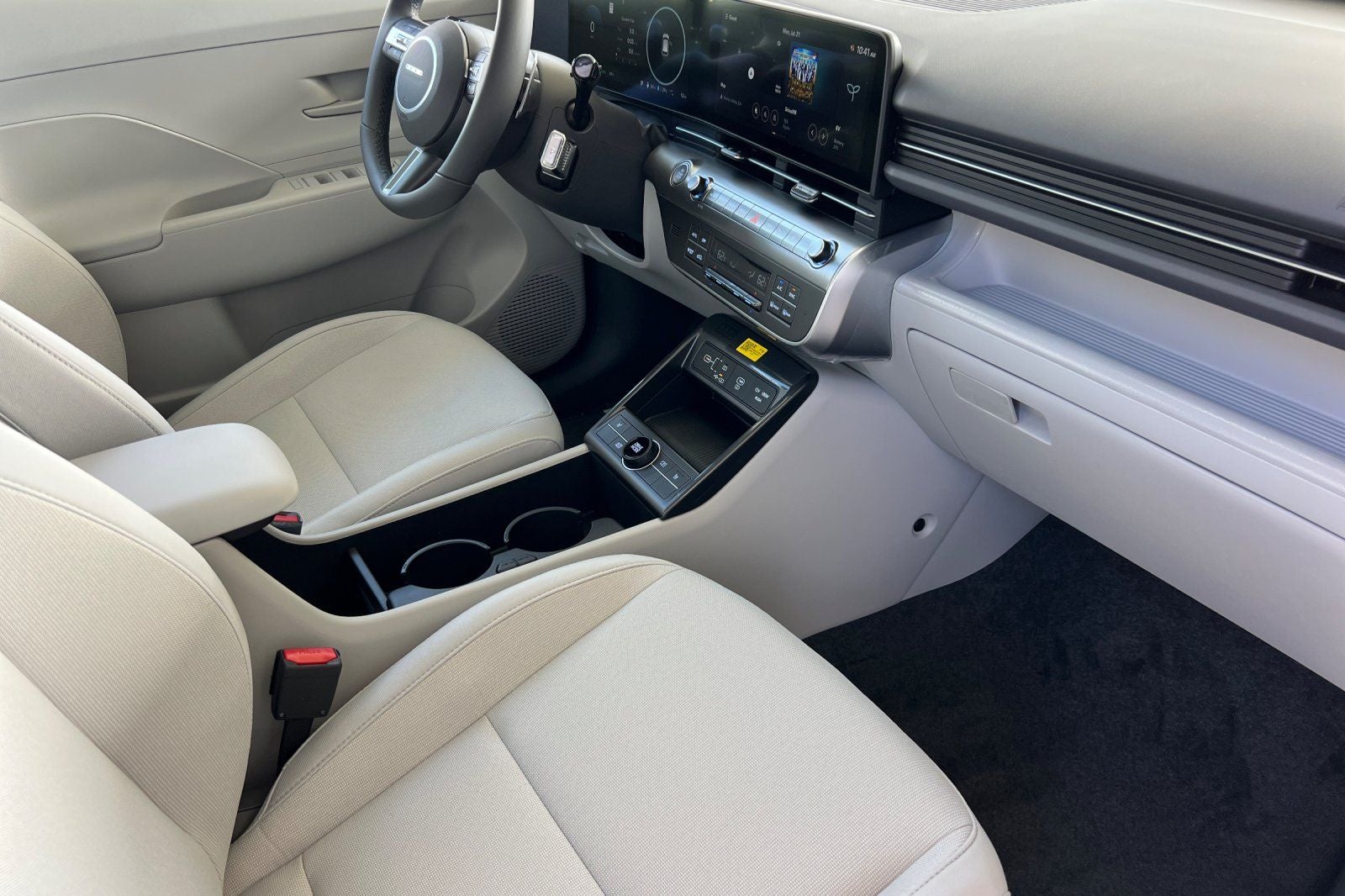 2025 Hyundai KONA ELECTRIC SEL