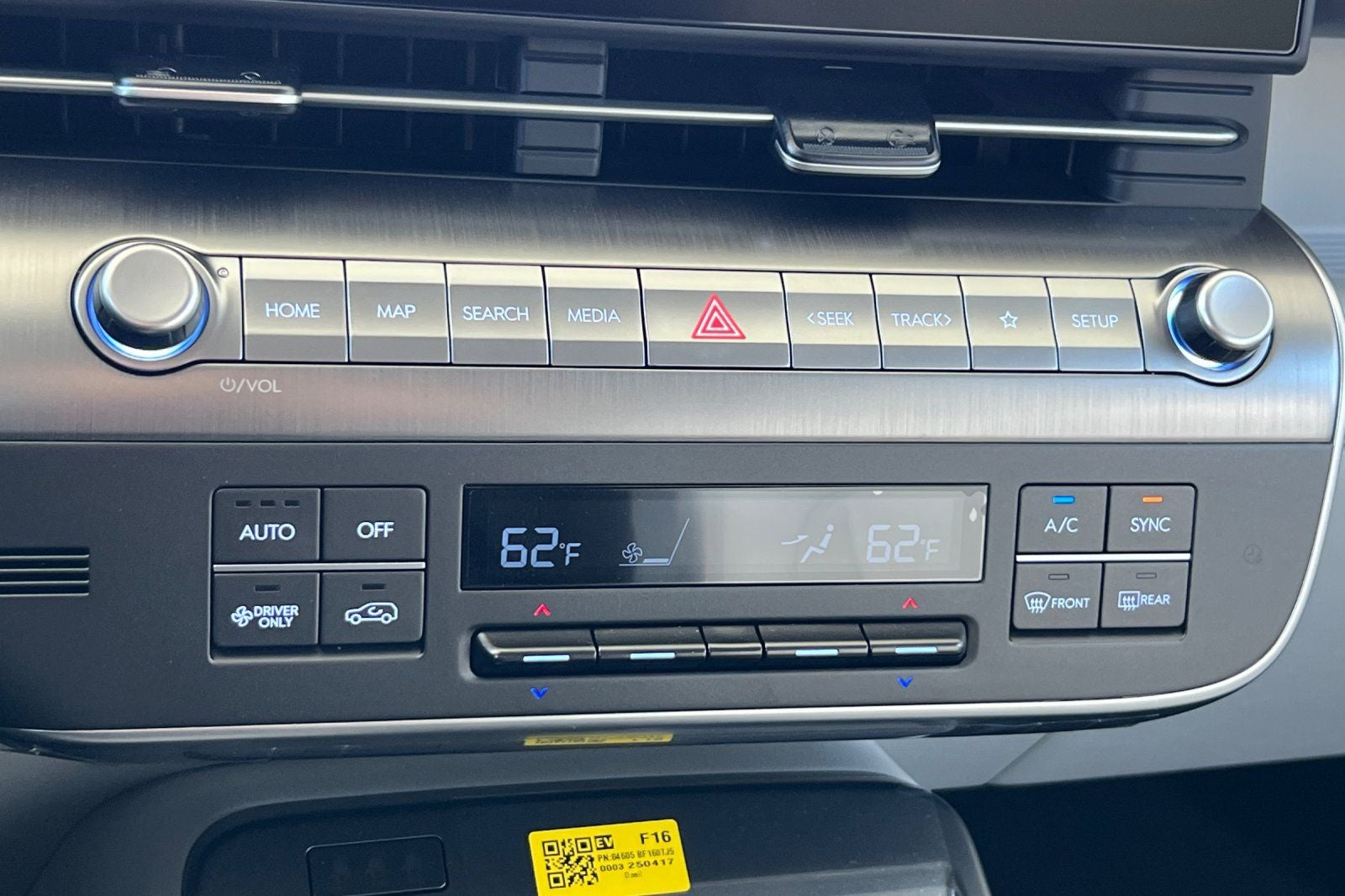 2025 Hyundai KONA ELECTRIC SEL