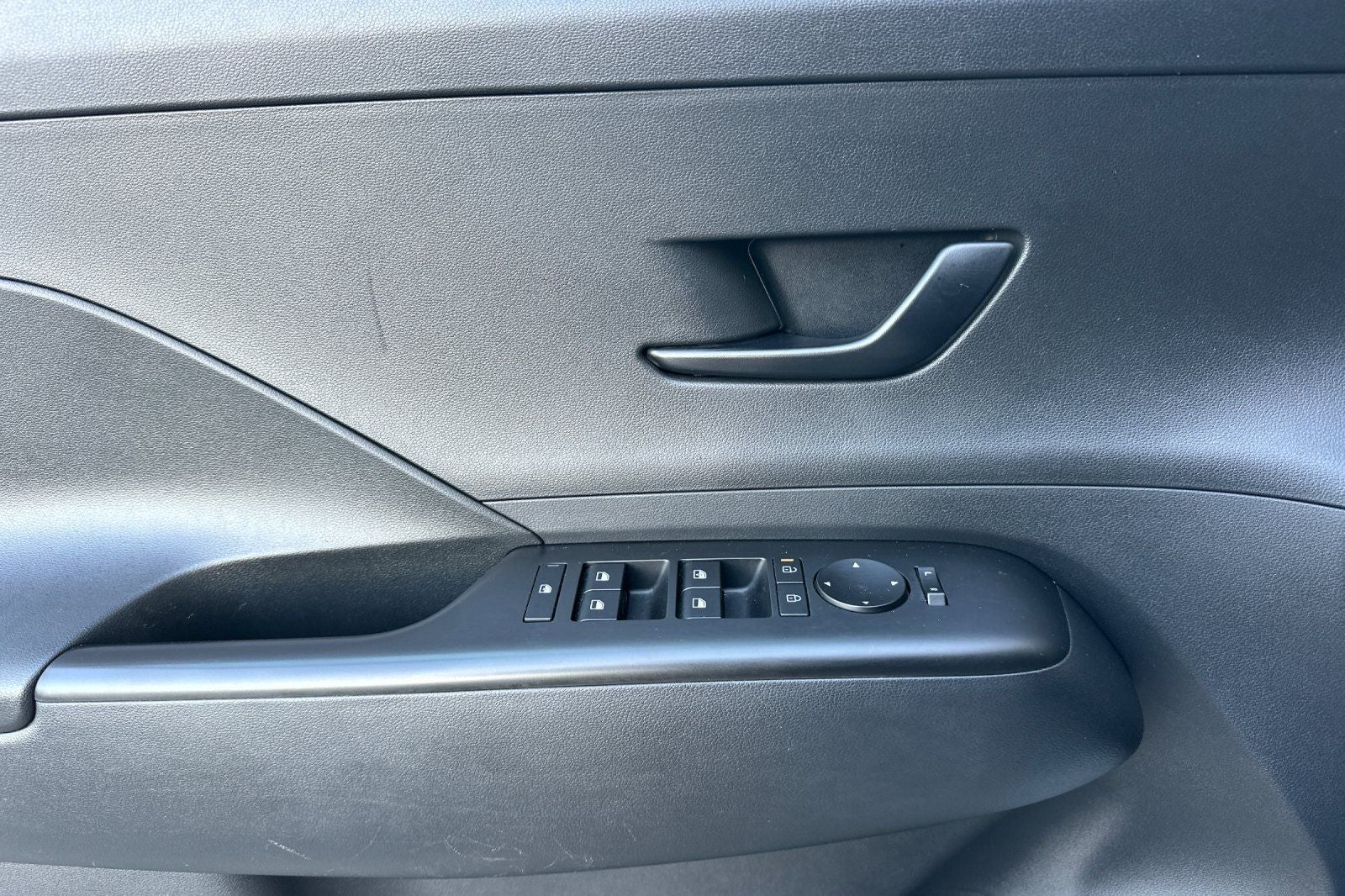 2024 Hyundai KONA ELECTRIC SEL