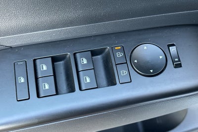 2024 Hyundai KONA ELECTRIC SEL