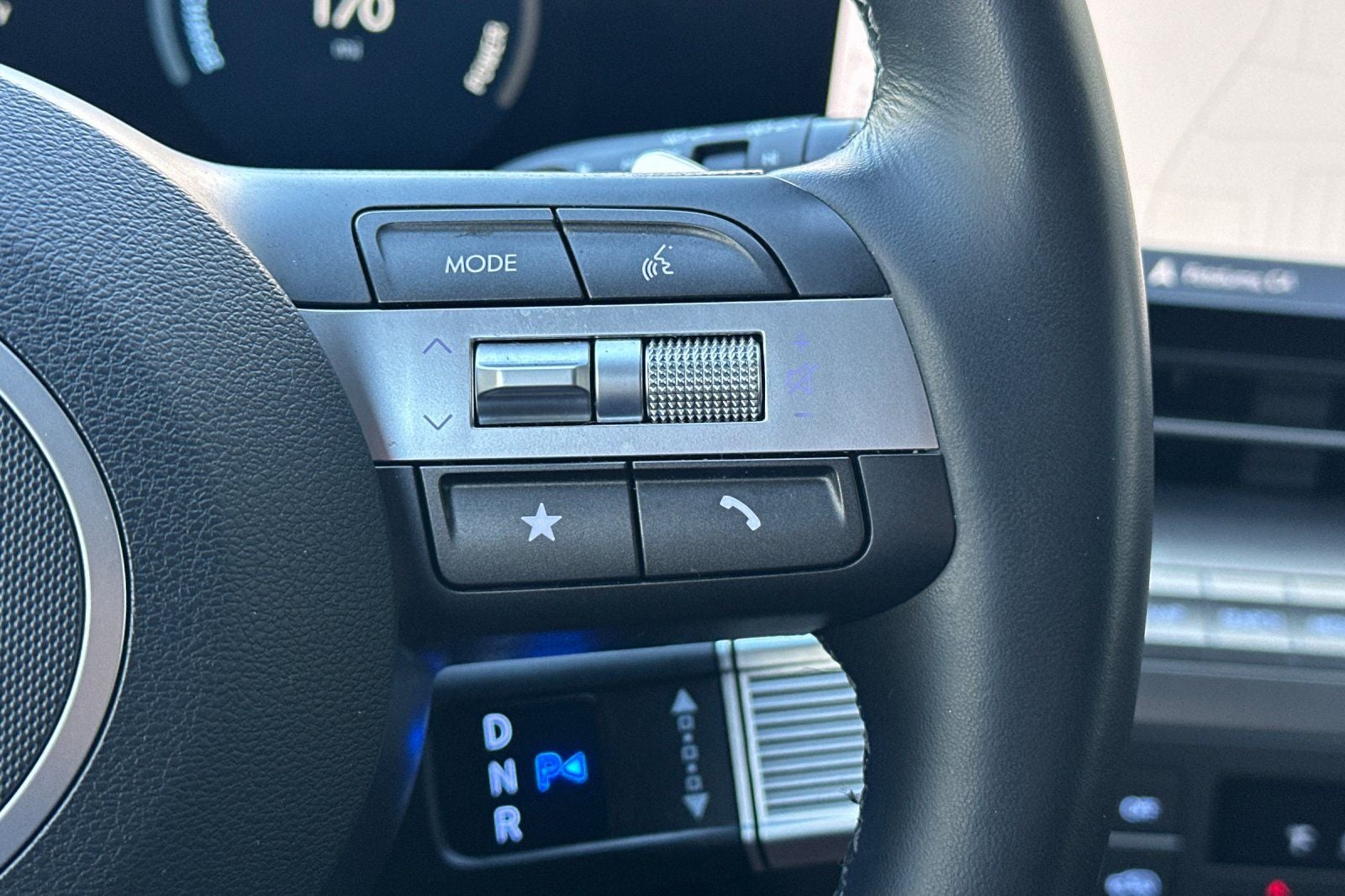 2024 Hyundai KONA ELECTRIC SEL