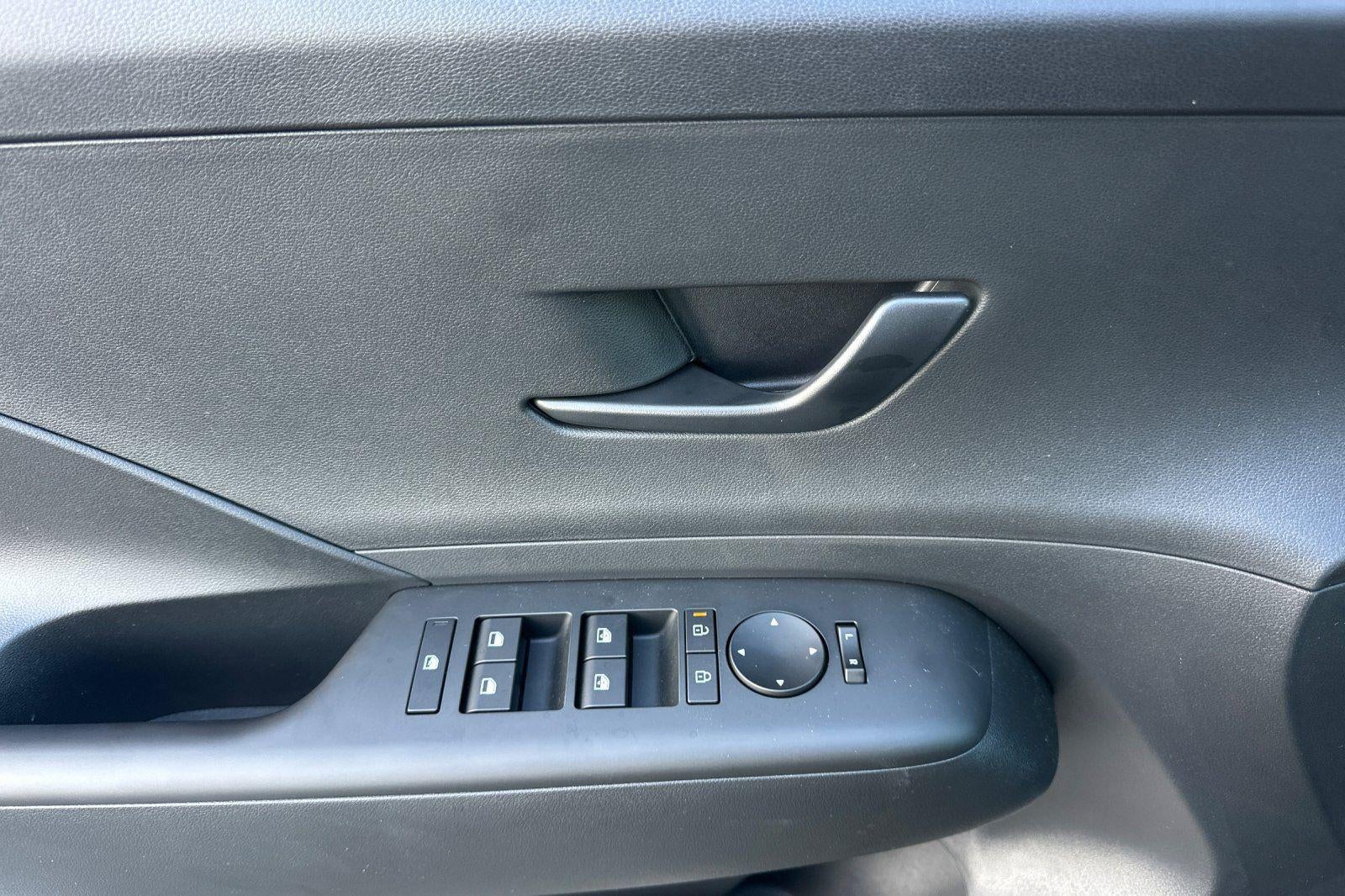 2026 Hyundai KONA SEL Sport FWD