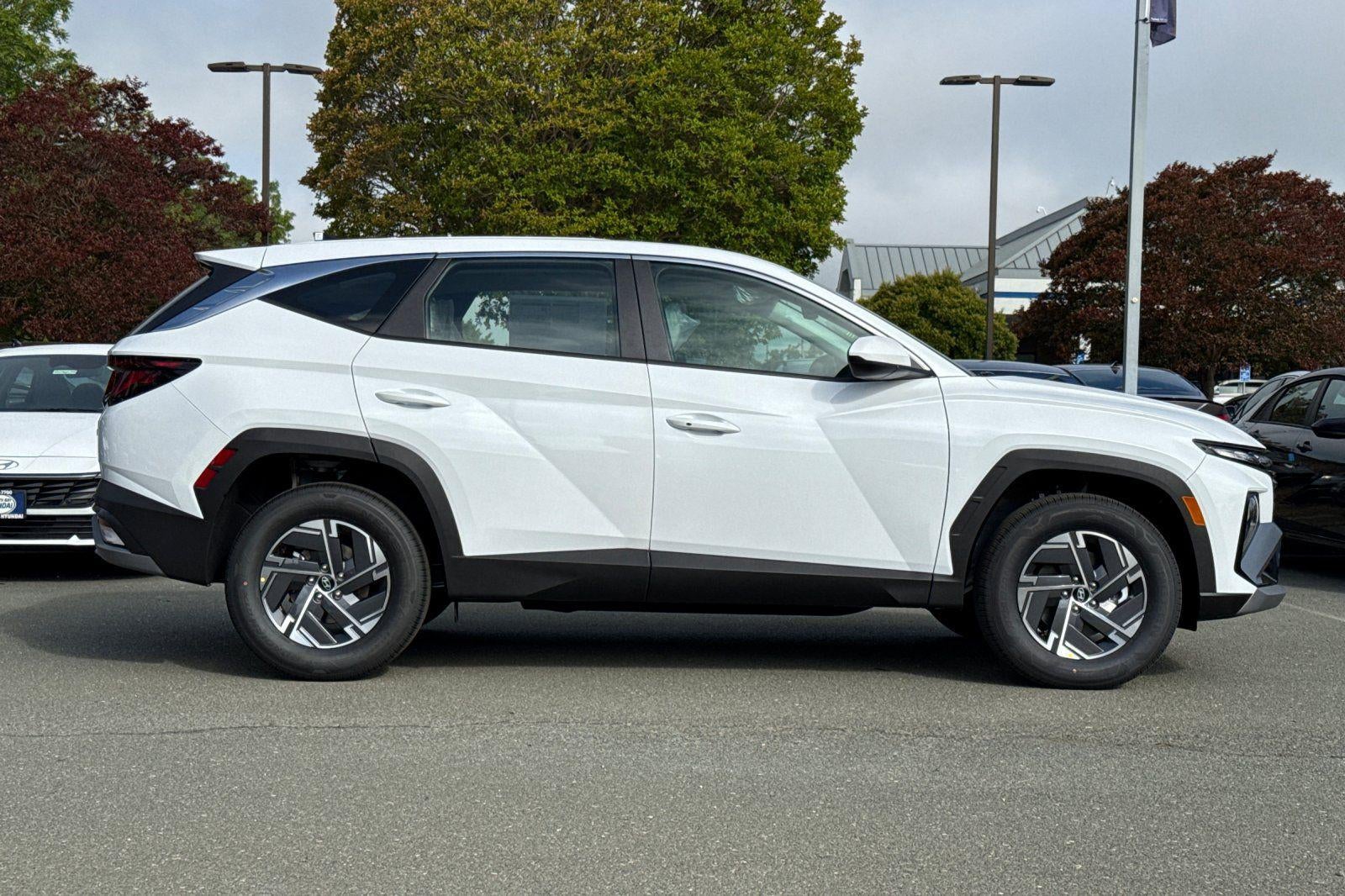 2026 Hyundai TUCSON HYBRID Blue