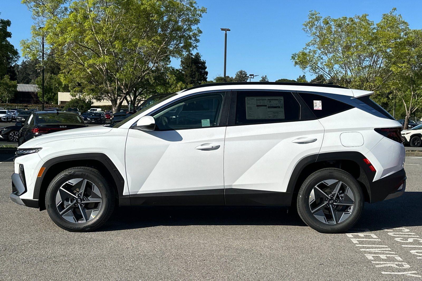 2026 Hyundai TUCSON HYBRID SEL AWD