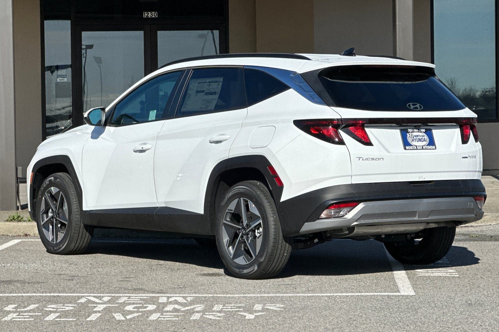 2026 Hyundai TUCSON HYBRID SEL