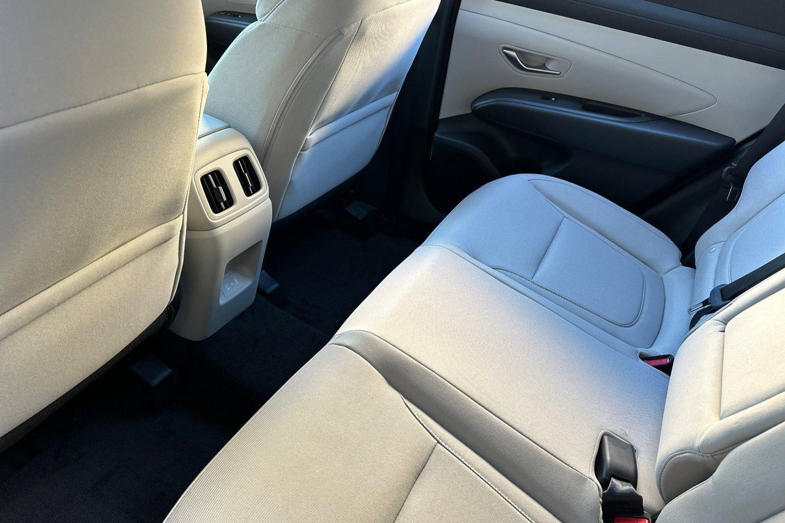2026 Hyundai TUCSON HYBRID SEL AWD