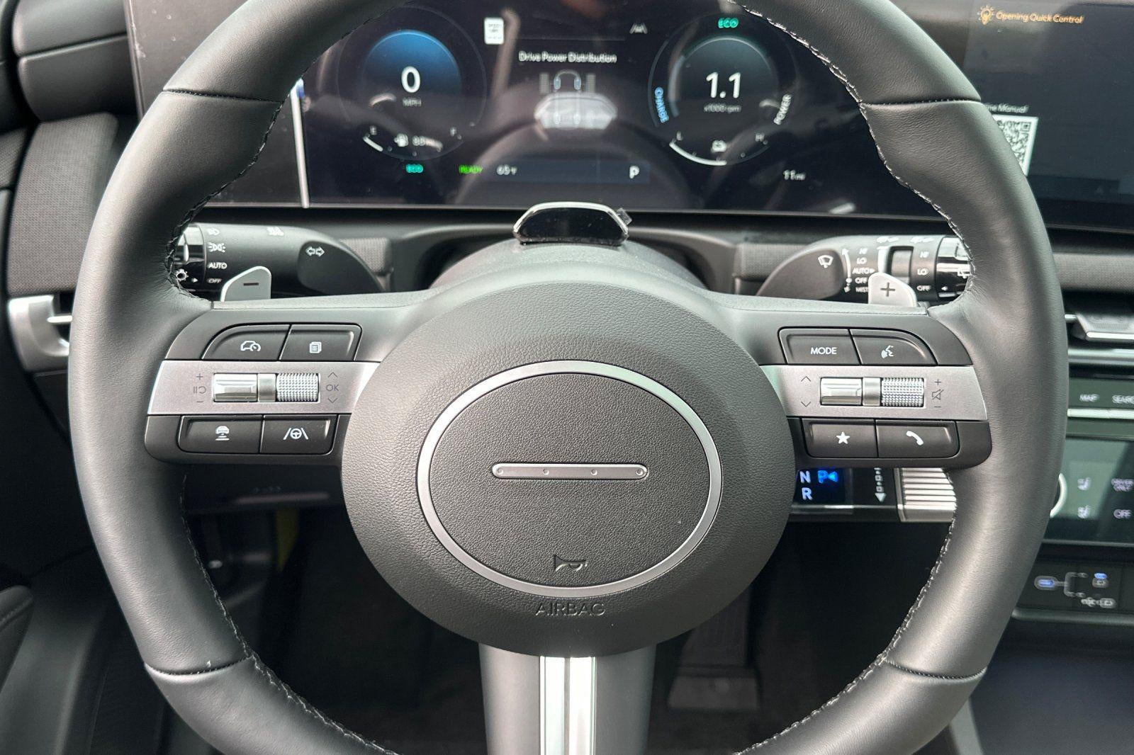 2025 Hyundai TUCSON HYBRID Limited