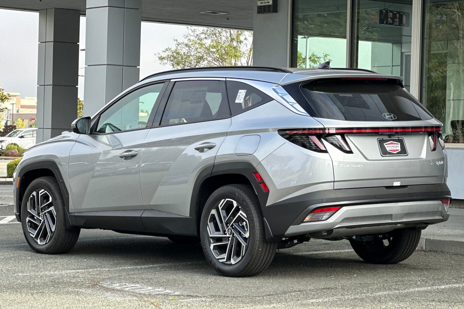 2025 Hyundai TUCSON HYBRID Limited