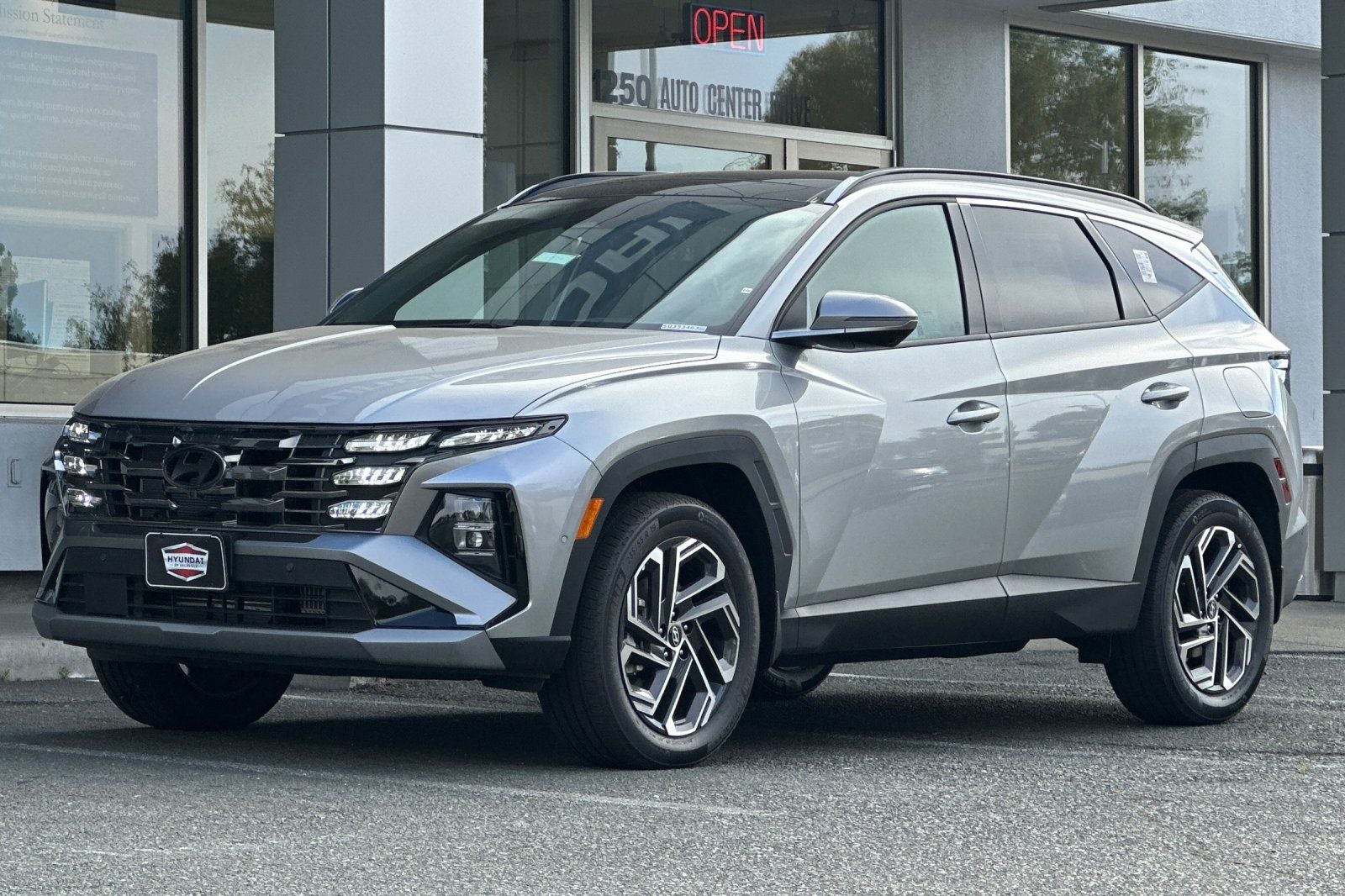 2025 Hyundai TUCSON HYBRID Limited