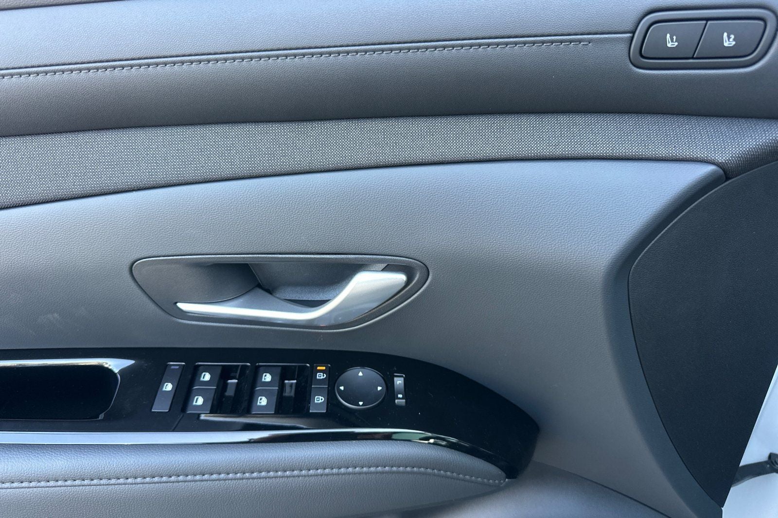 2025 Hyundai TUCSON PLUG-IN HYBRID Limited