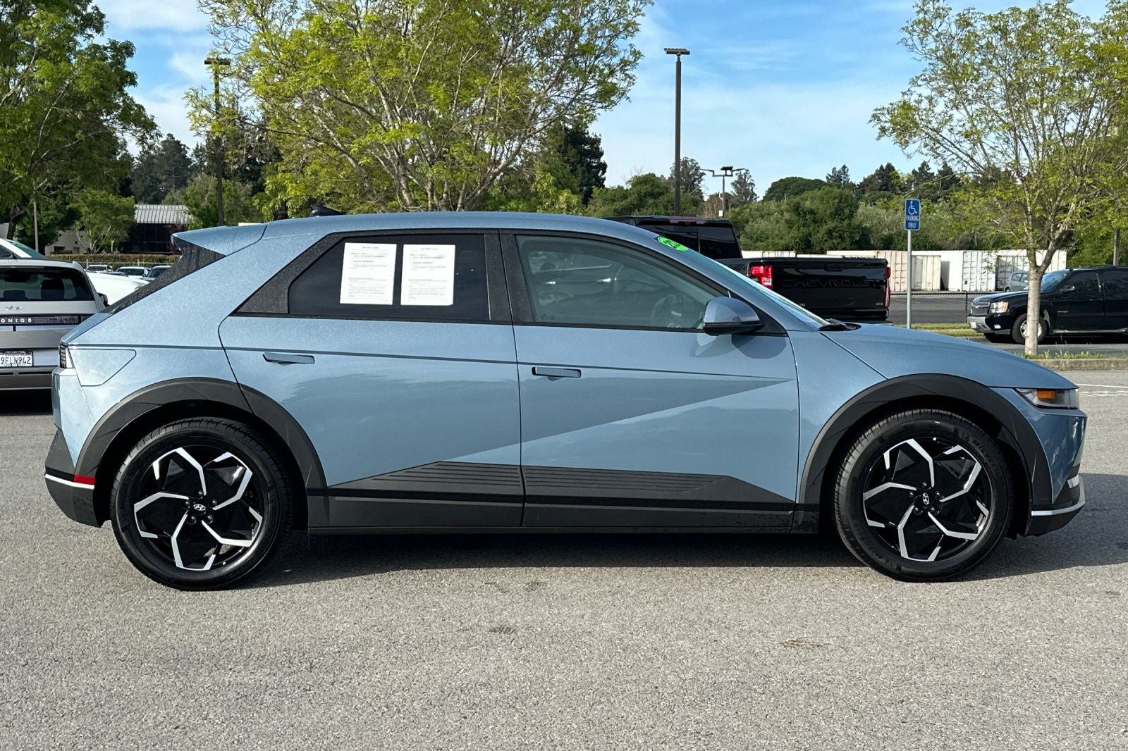 2024 Hyundai IONIQ 5 SEL