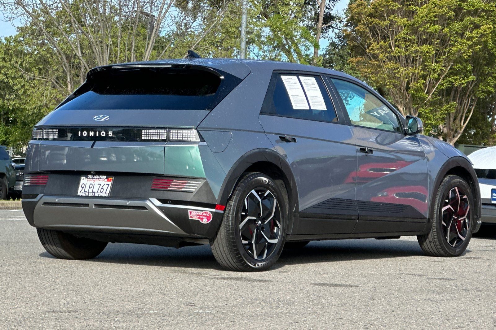 2024 Hyundai IONIQ 5 SEL