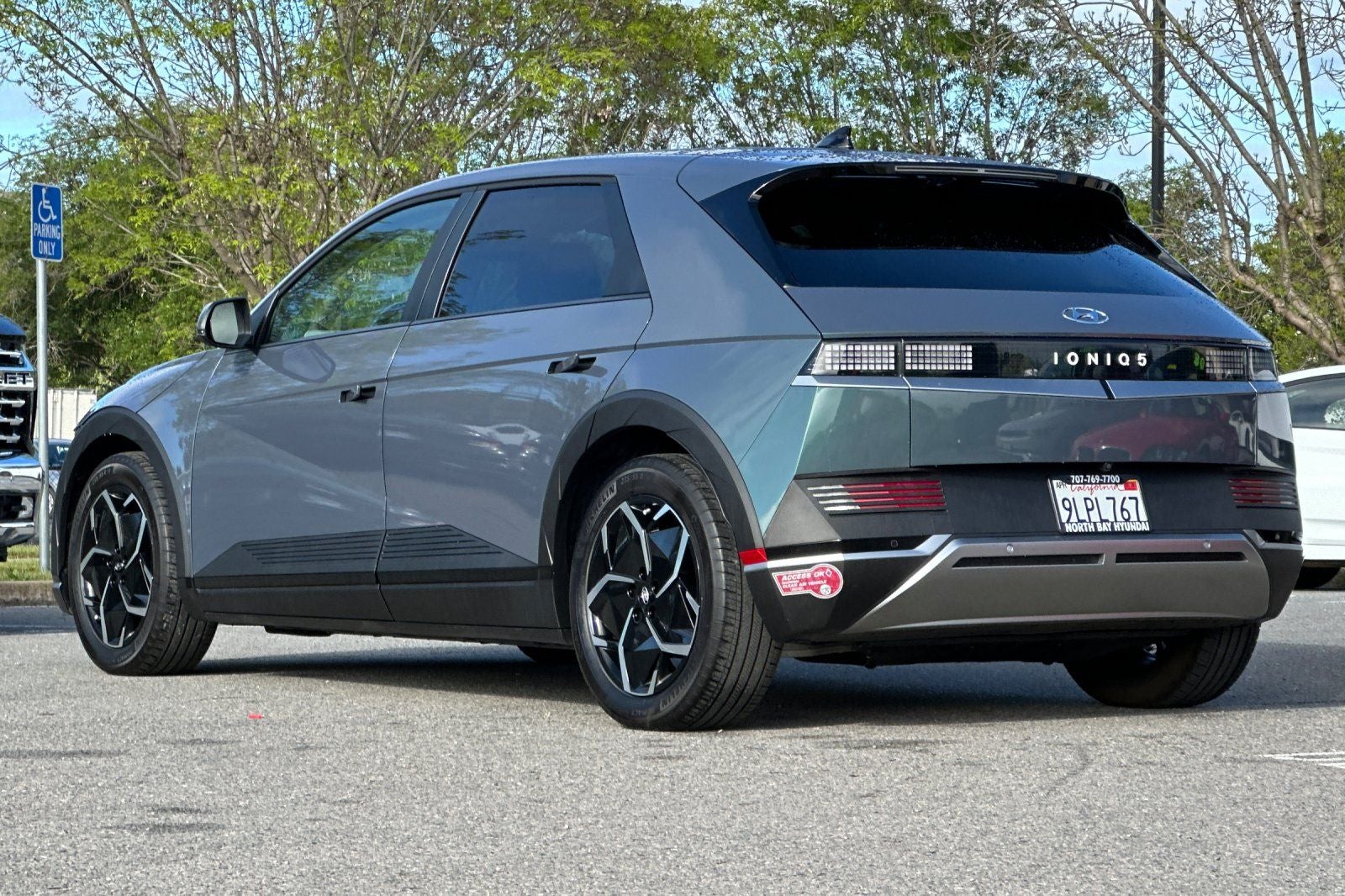 2024 Hyundai IONIQ 5 SEL