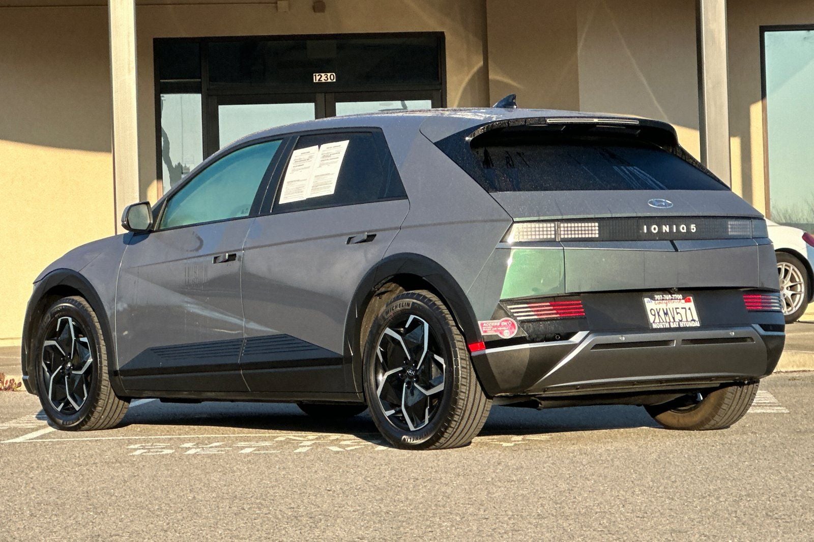 2024 Hyundai IONIQ 5 SEL