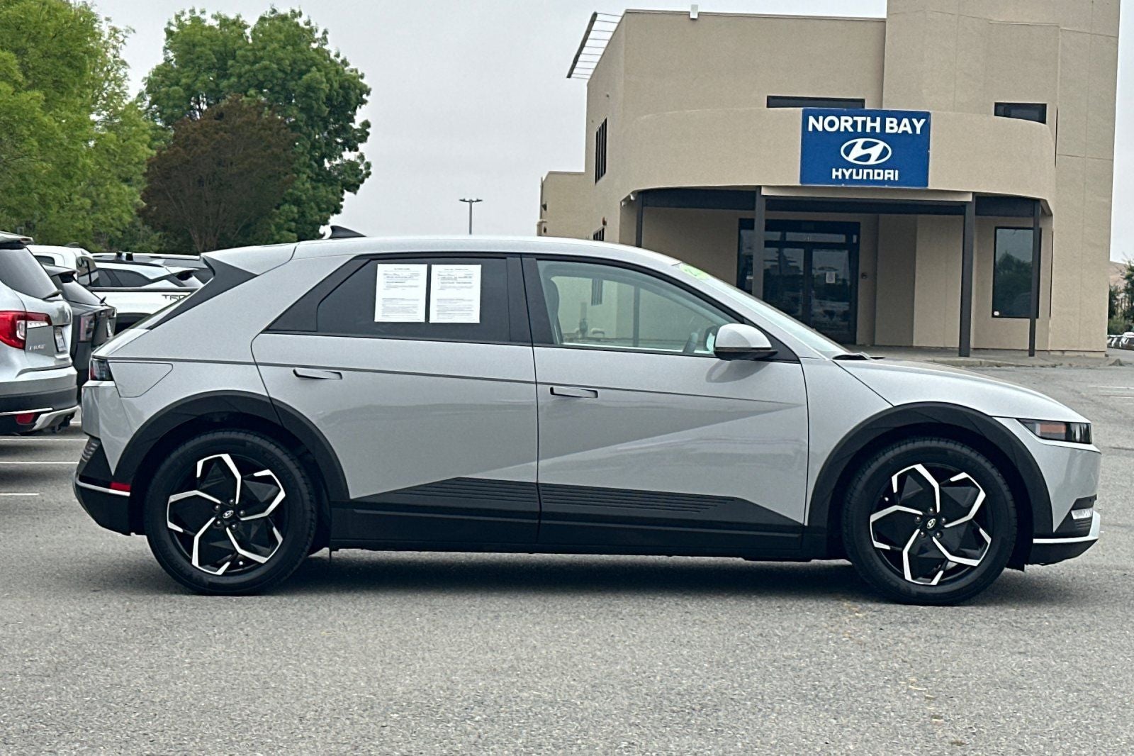 2024 Hyundai IONIQ 5 SEL